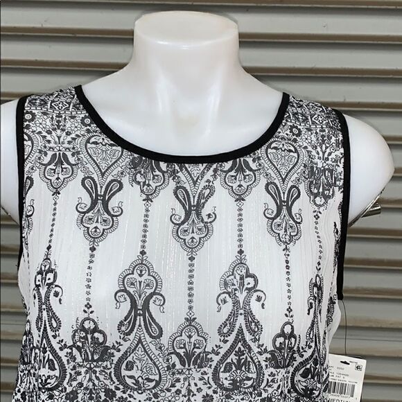 BCX size medium sheer print hi Lo top - Picture 6 of 8